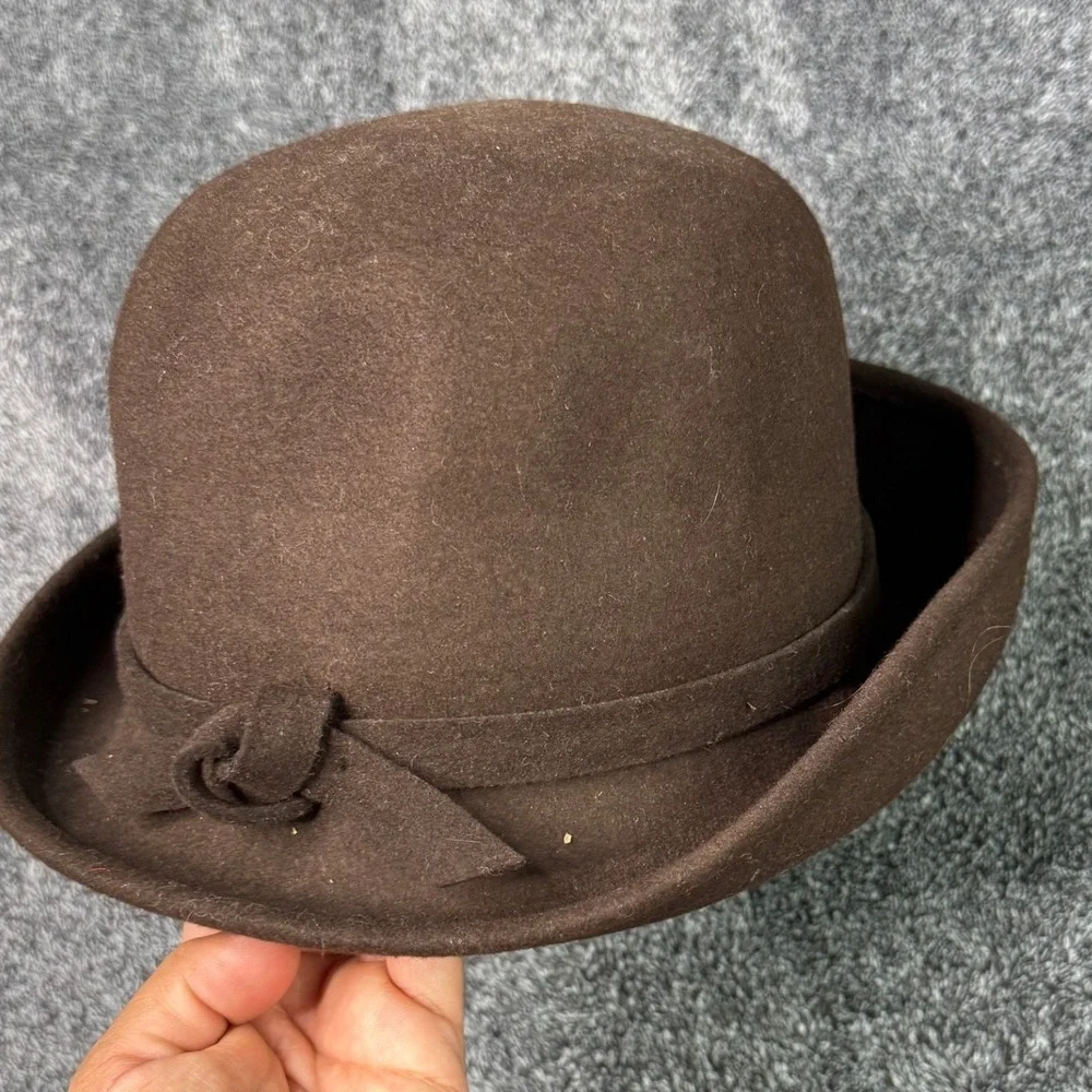 Amanda Smith Brown 100% Wool Cloche Hat Made in Italy Vintage Style Felt Hat